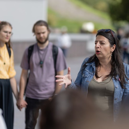 Gidė pasakoja apie Žemutinę Vilniaus pilį.