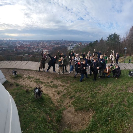 Panoramine penktokų nuotrauką ant Trijų Kryžių kalno.