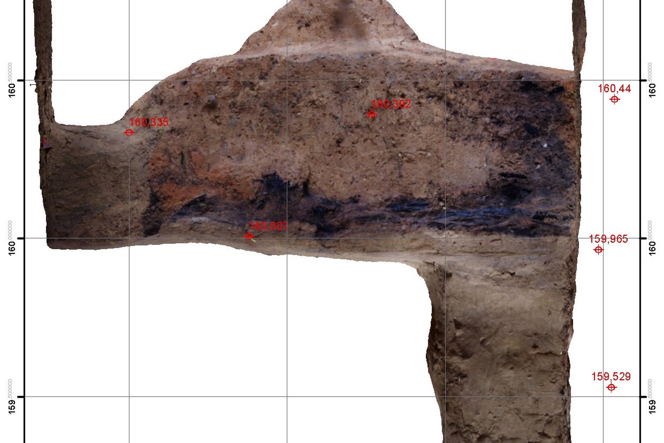 Iliustracijoje pavaizduota archeologų kastos duobės šonas, kuriame aiškiai matosi medinių konstrukcijų liekanos. Šios konstrukcijos siejamos su Vilniaus trečiąja pilimi - Kreivąja pilimi, kuri buvo sudeginta kryžiuočių 1390 metais.