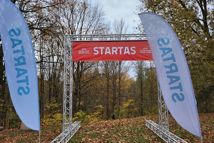 Žygių starto vieta ant Stalo kalno.
