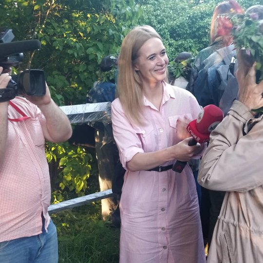 LNK žinios ima interviu iš moters su vainiku.