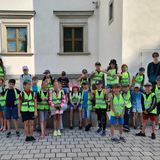"Laikas kartu" stovyklautojai, susirinkę prie Valdovų rūmų, pasiruošę žygiui.