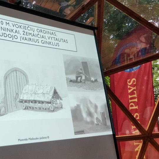 Skaidre su pilių apgulties ginklais, kuriuos naudojo vokiečių ordinas.