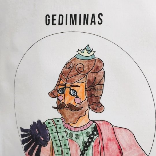 Dailiai nuspalvintas maišelis su kunigaikščio Gedimino paminklu.