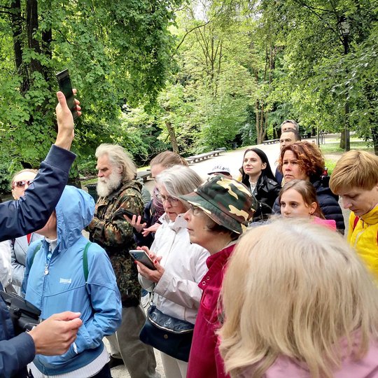 Žmonės buvo paskatinti parsisiųsti paukščių atpažinimo programėlę - tuojau pat taip ir padarė.