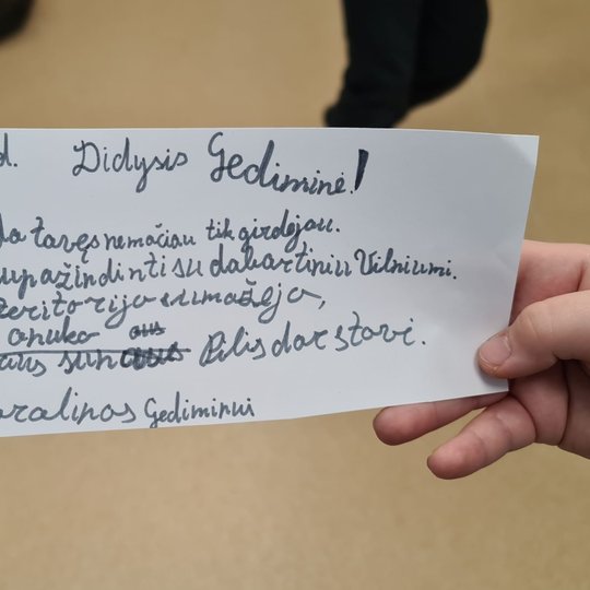 Mokinės Karolinos trumpas laiškas Gediminui.