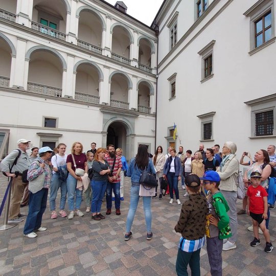 Apžiūrėtos ne tik buvusios Kreivosios pilies vietos, bet ir esami Valdovų rūmai.