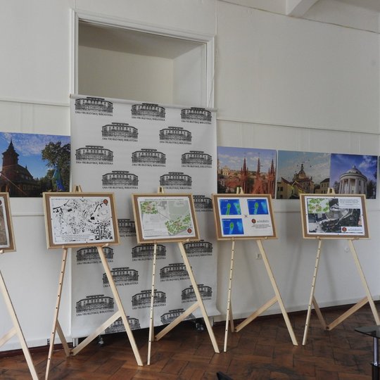 Filmuojami Vilniaus Žemutinės pilies gynybinės sienos atradimai: geofiziniais tyrimais aptikto sienos rytinio bokšto pristatymas.