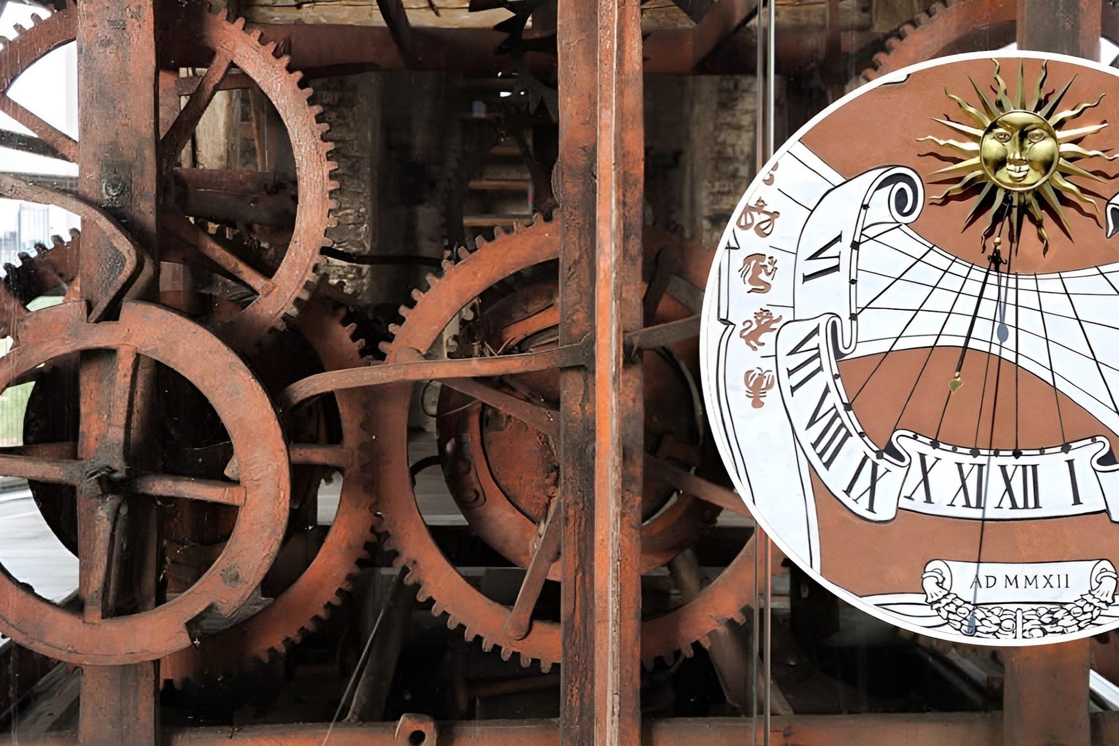 Nuotraukoje iliustracija, joje laikrodžio mechanizmas.
