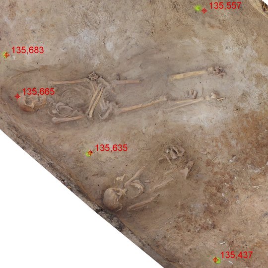 Žvalgomieji archeologiniai tyrimai Altanos kalne.