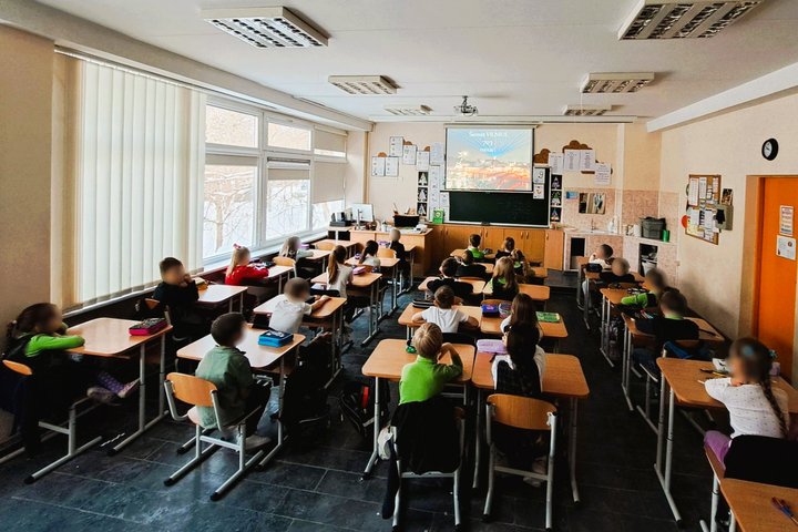 Nuotraukoje vaikai dalyvauja edukacijoje „Vilniaus gimtadienis ir Gediminas“