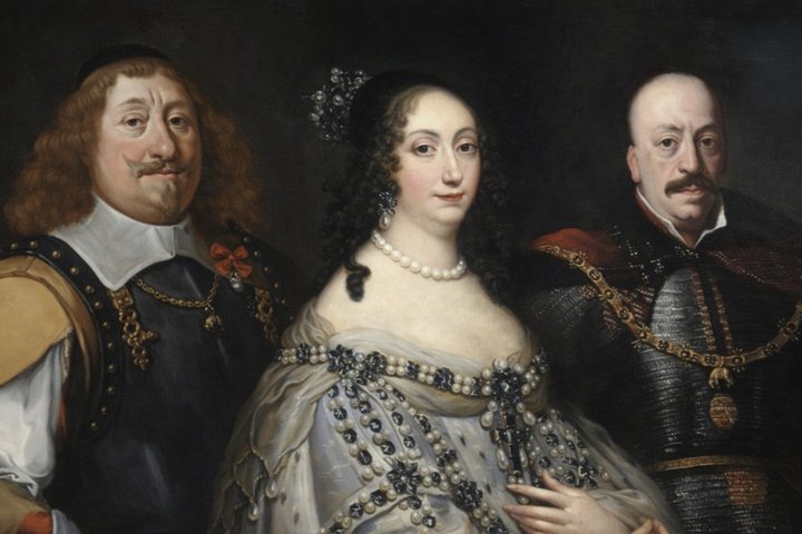 Barokinis trijų aristokratų portretas: centre – perlais pasipuošusi moteris, šonuose – du vyrai su šarvais, visi žvelgia į žiūrovą.